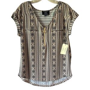 NEW Flower & Feather Tan And Black Top